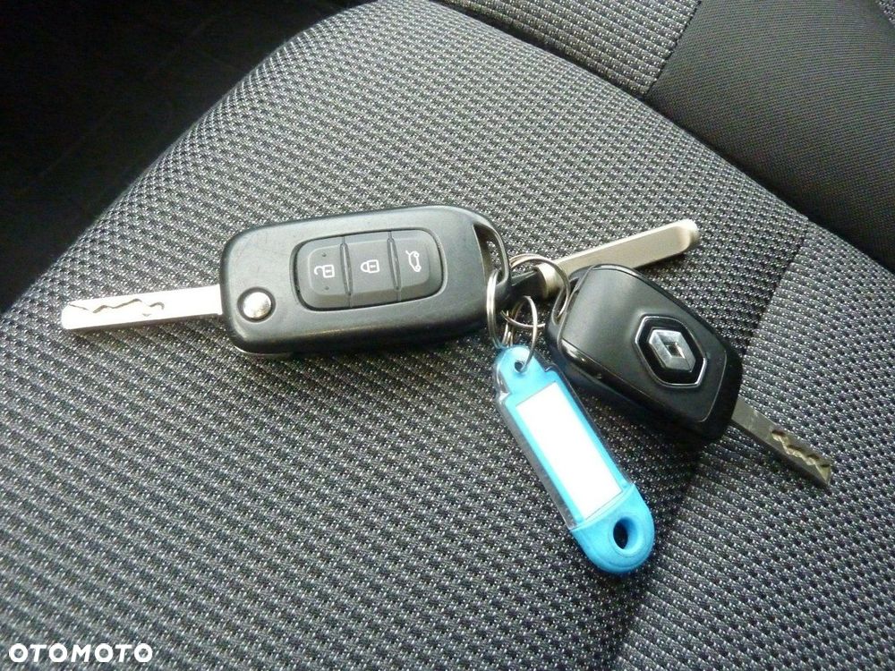 Renault Trafic - 16