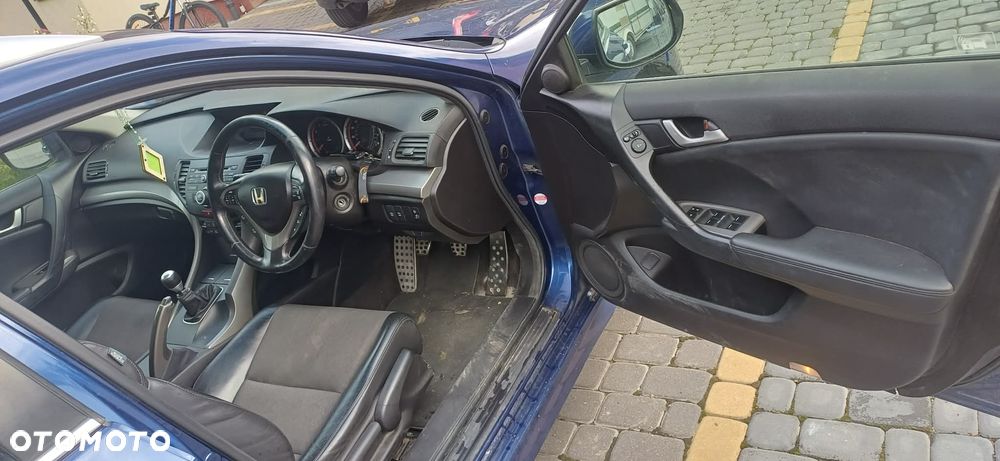 Honda Accord - 4