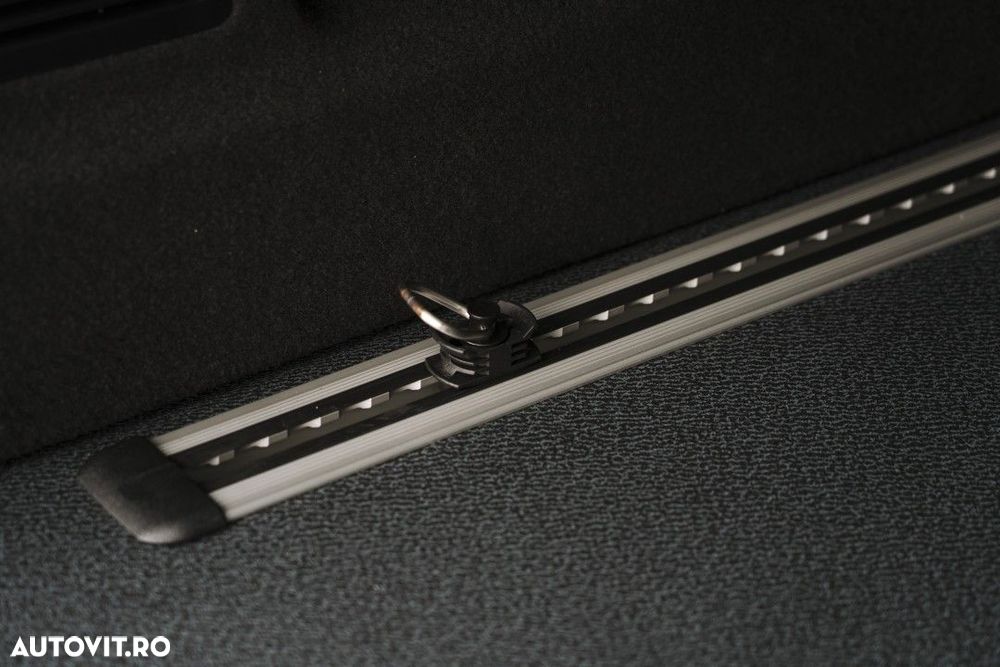 Mercedes-Benz Vito - 19