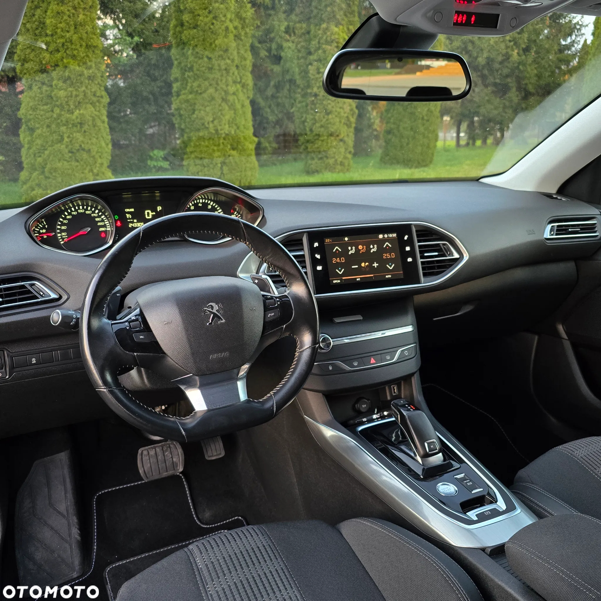 Peugeot 308 SW 1.2 PureTech GPF Active S&S EAT8 - 21