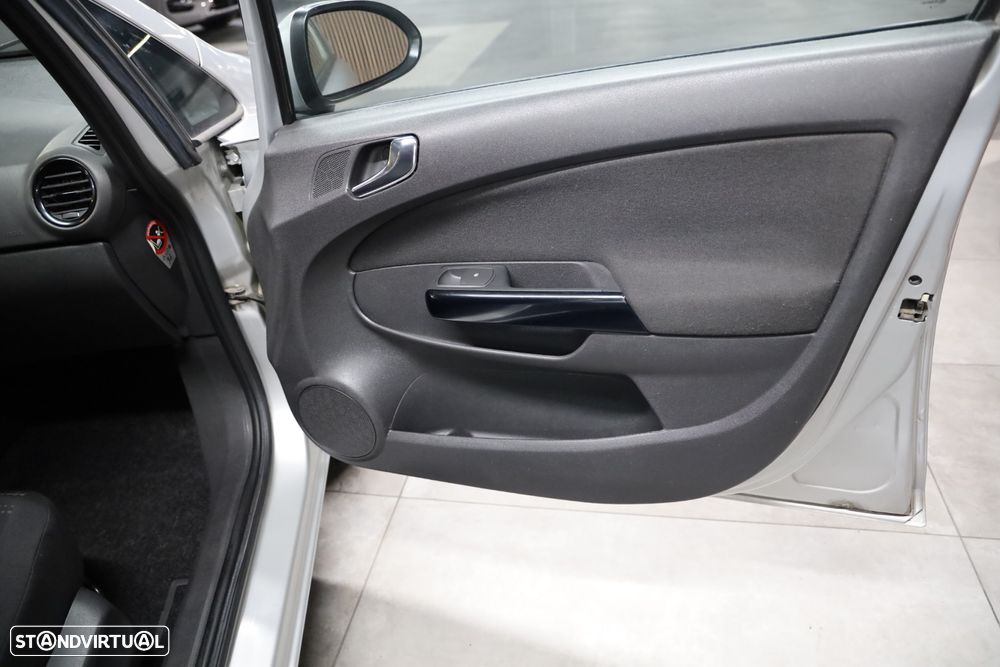 Opel Corsa 1.3 CDTI Go! 88g - 27