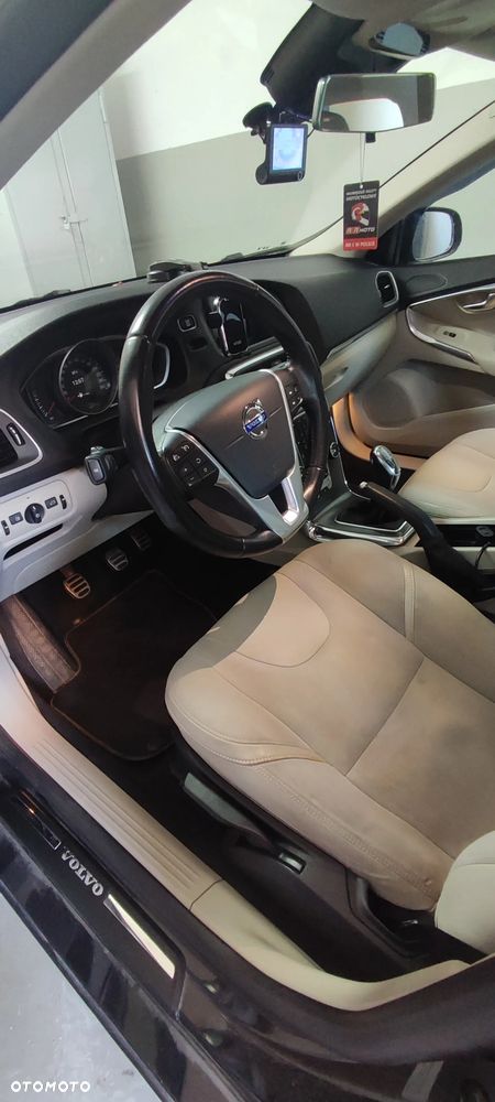 Volvo V40 T3 Summum - 9