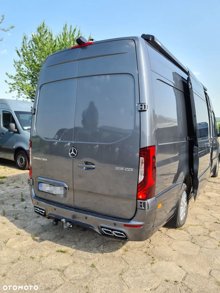 Mercedes-Benz Sprinter - 14