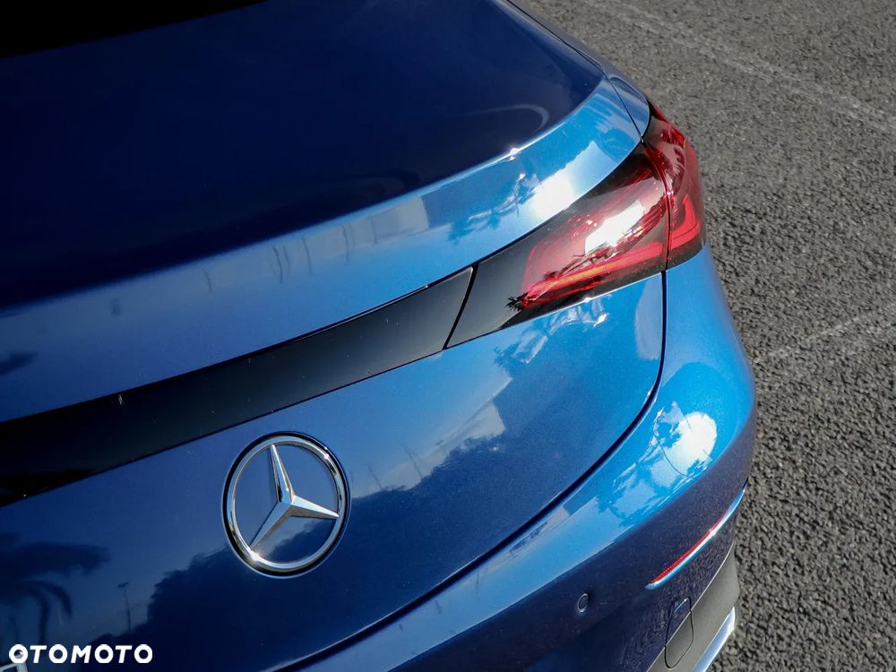 Mercedes-Benz CLE 220 d mHEV AMG Line - 11