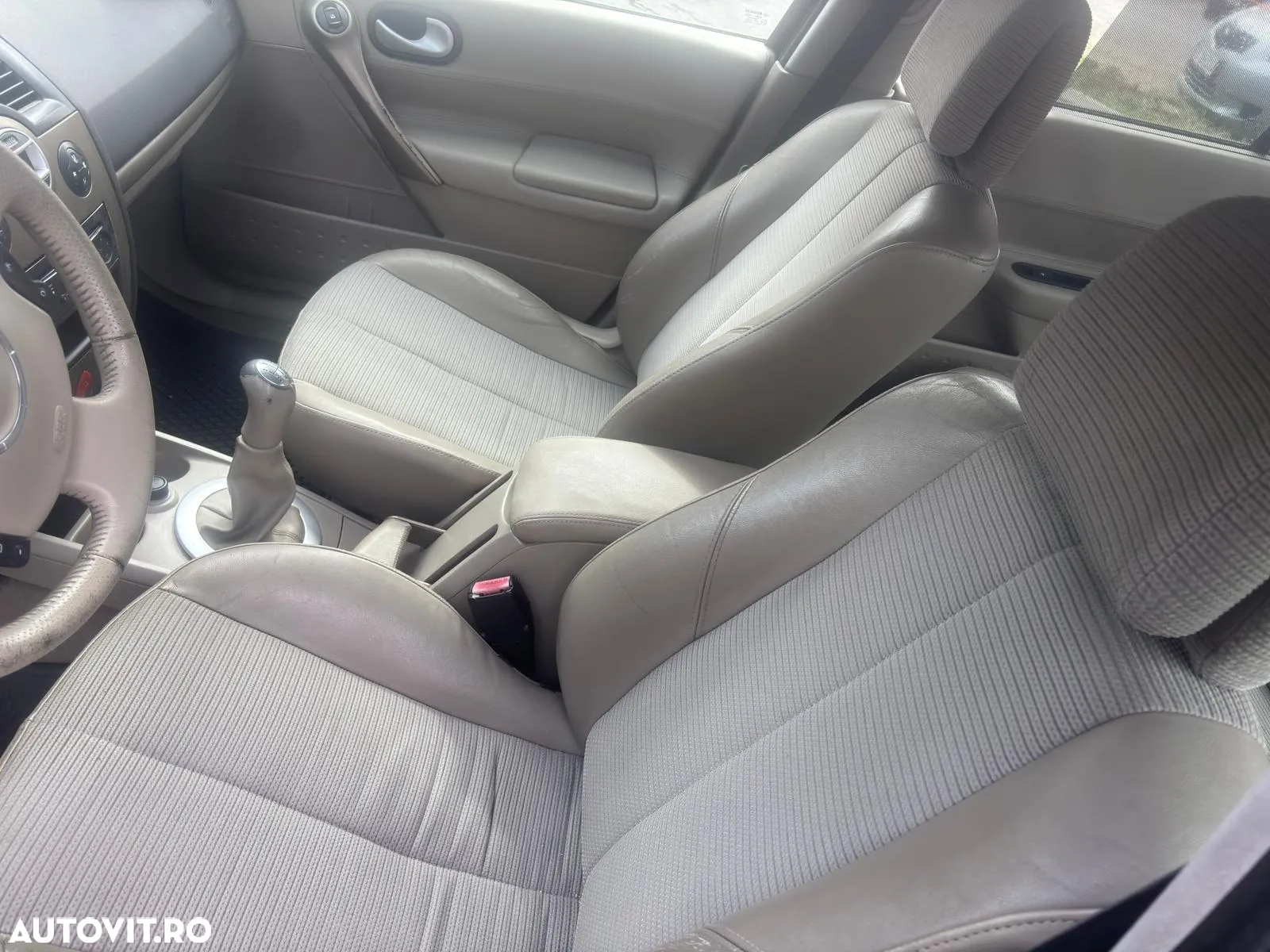 Renault Megane II Sedan 1.5 dCi Privilege - 8
