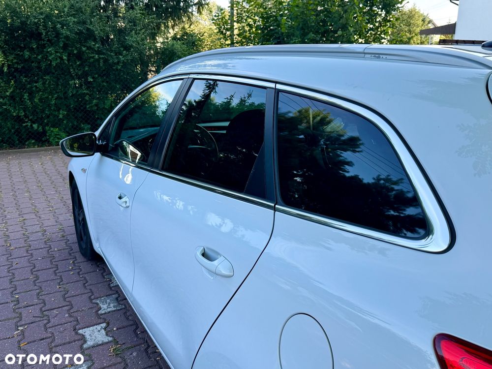 Kia Ceed - 8
