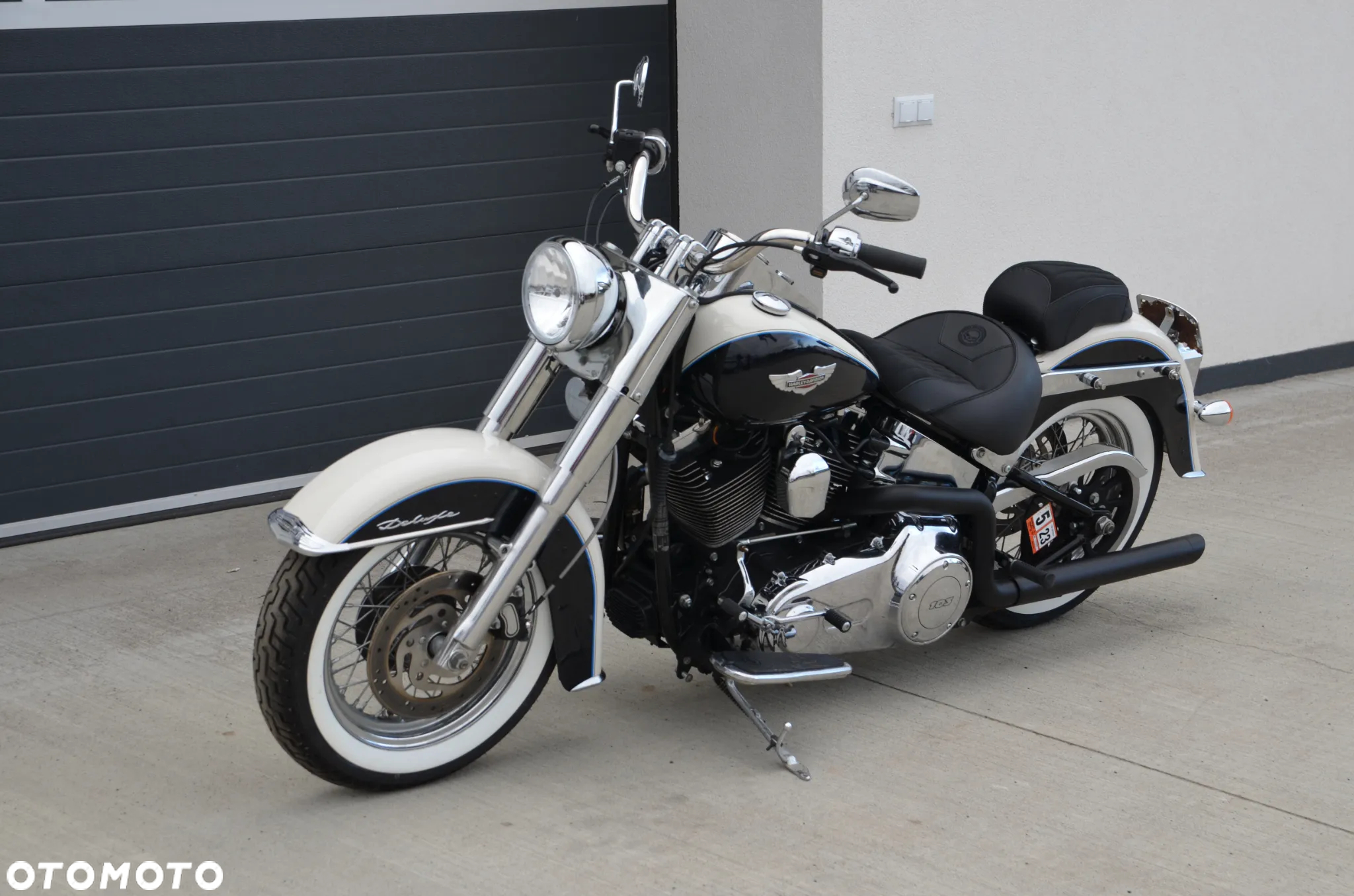 Harley-Davidson Softail Deluxe - 5