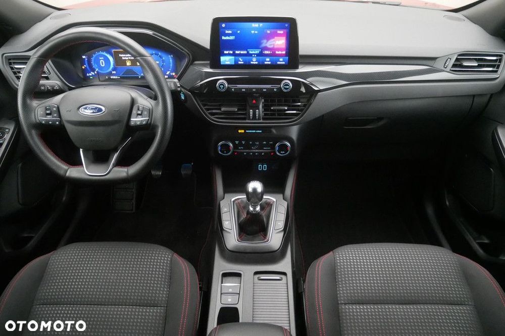 Ford Kuga - 8