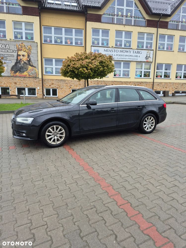Audi A4 Avant - 4