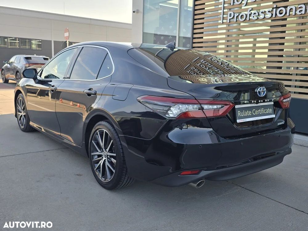 Toyota Camry 2023 photo 5