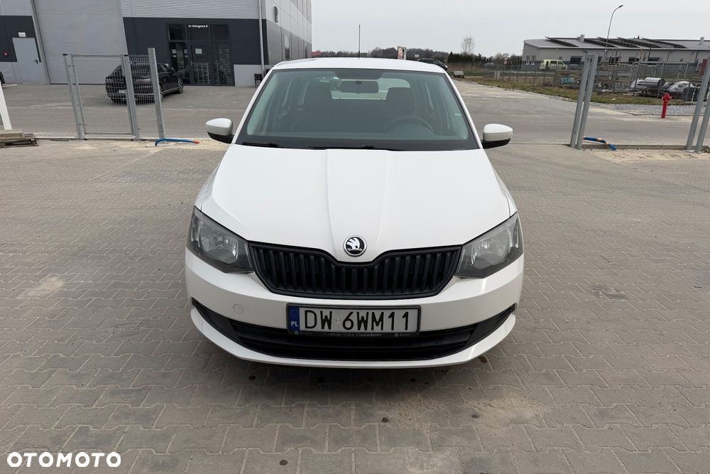 Skoda Fabia 1.2 TSI Active - 2