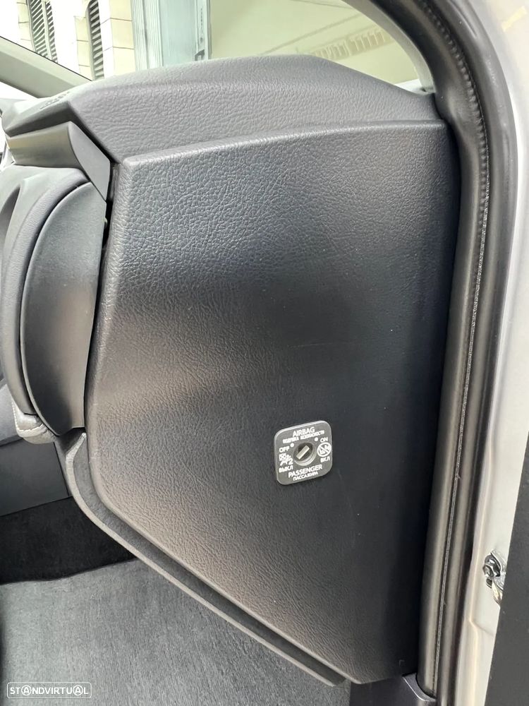 Toyota Auris 1.2T Comfort+Pack Techno+P.Sport - 38