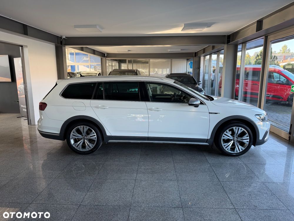 Volkswagen Passat 2.0 TDI SCR DSG 4Motion Business - 19
