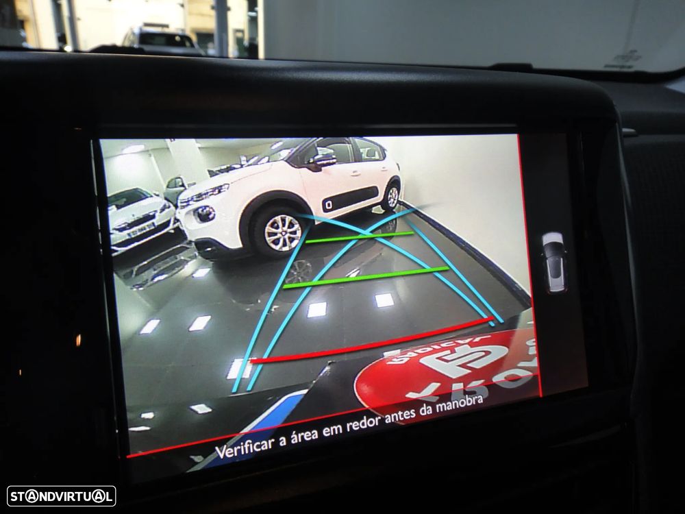 Peugeot 2008 1.2 PureTech GT Line EAT6 - 24
