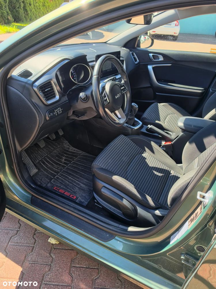 Kia Ceed 1.5 T-GDI M - 5