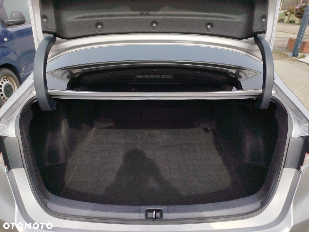 Toyota Corolla 1.6 Comfort - 16