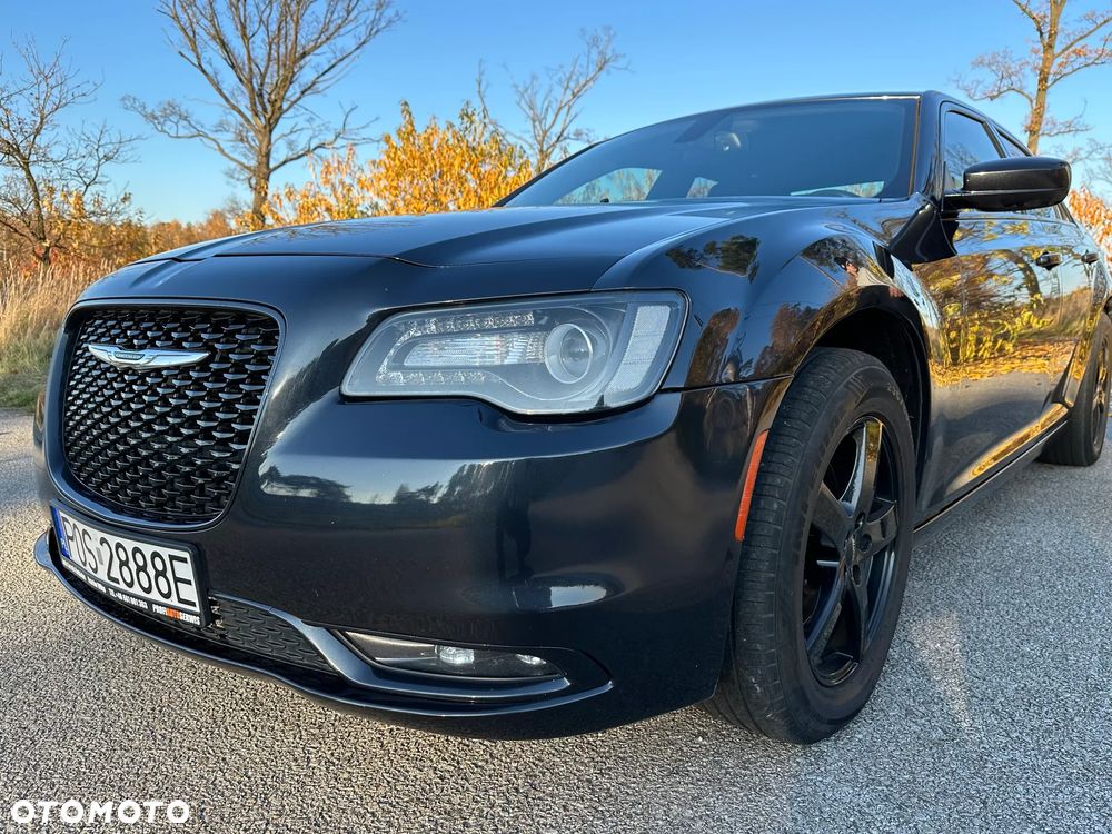 Chrysler 300s - 11