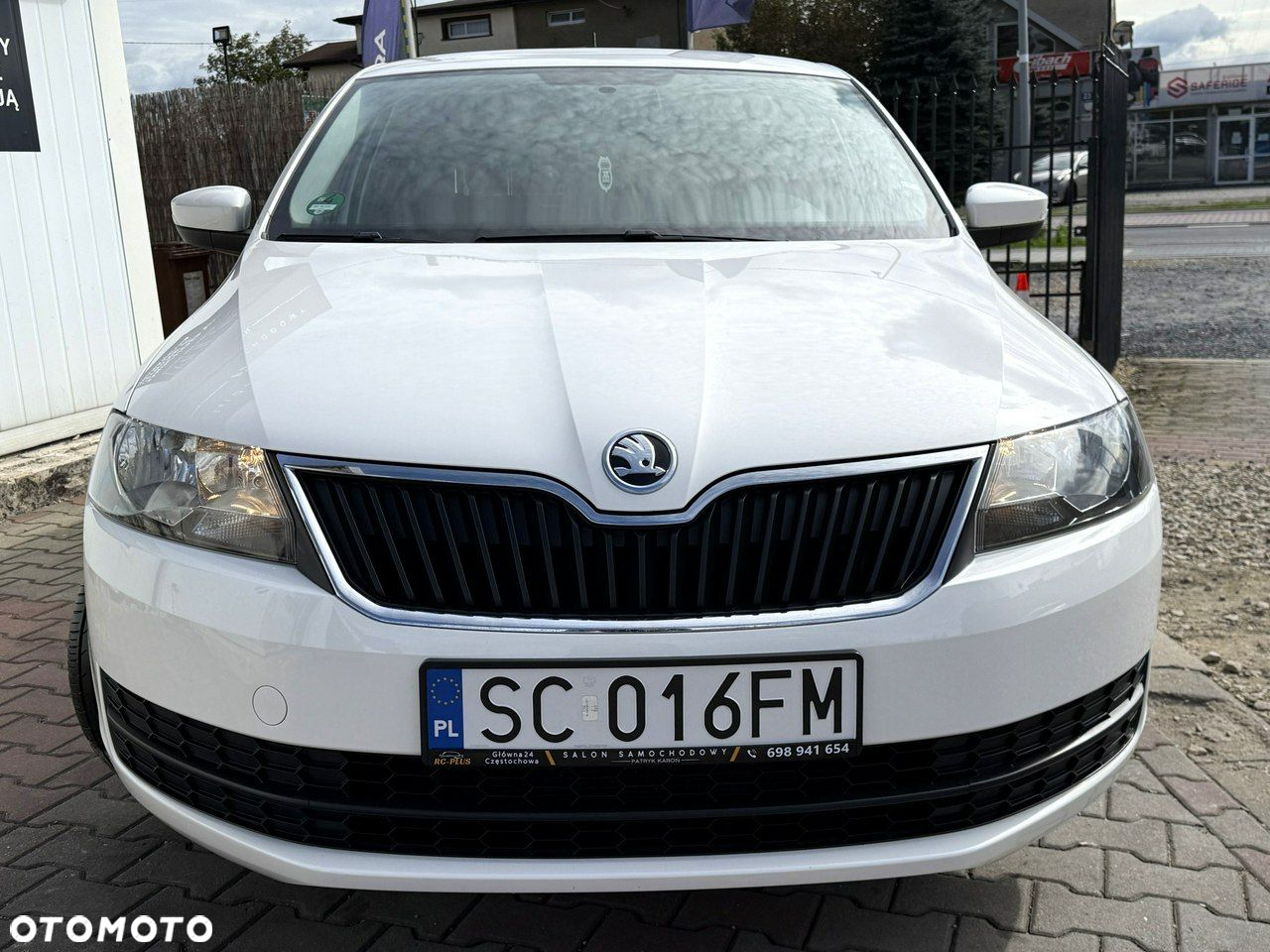 Skoda RAPID Spaceback 1.2 TSI (Green tec) Emotion Plus - 8