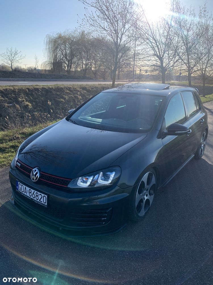 Volkswagen Golf 2.0 TSI GTI DSG - 4