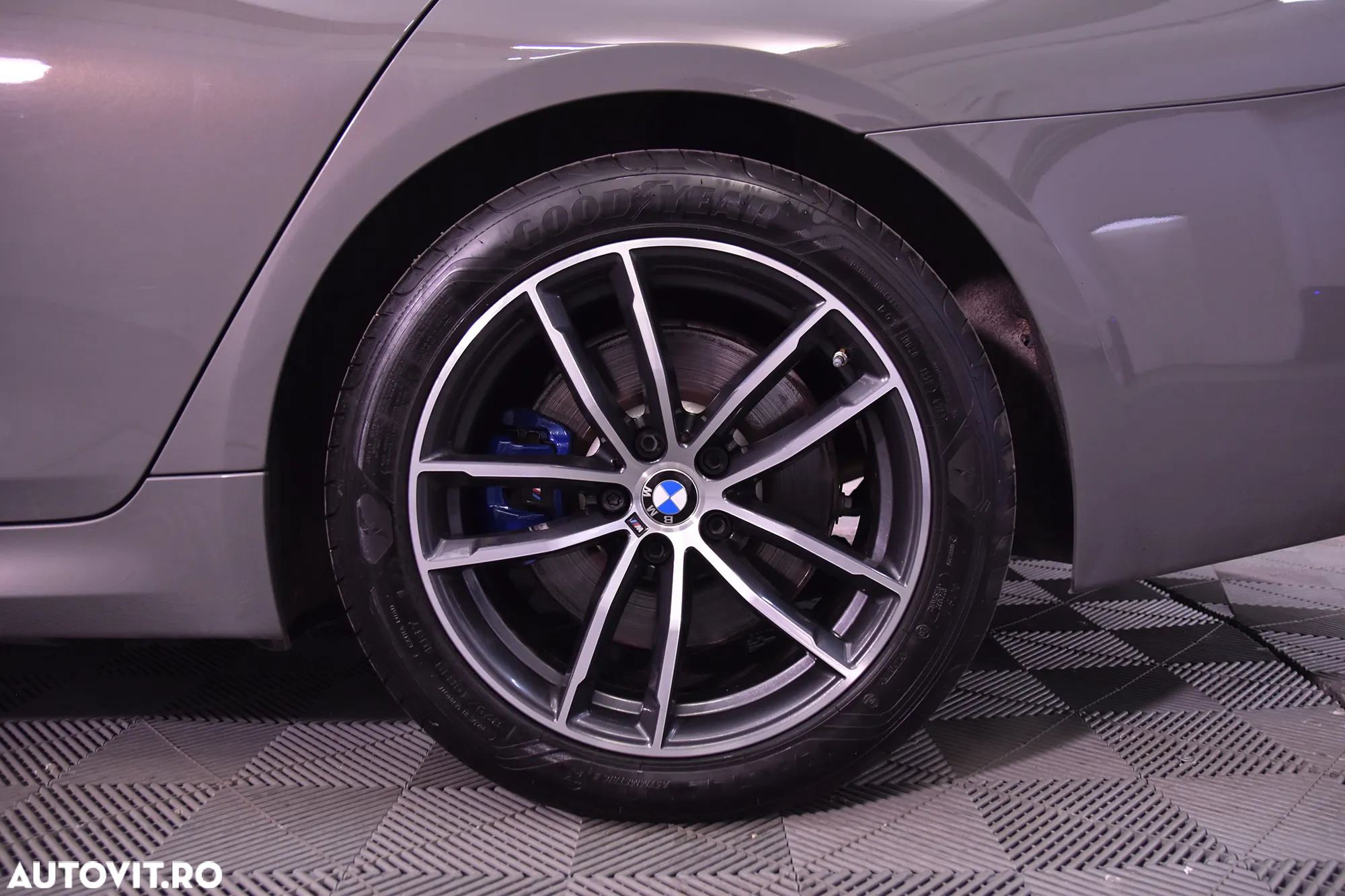 BMW Seria 5 530e xDrive AT PHEV - 13