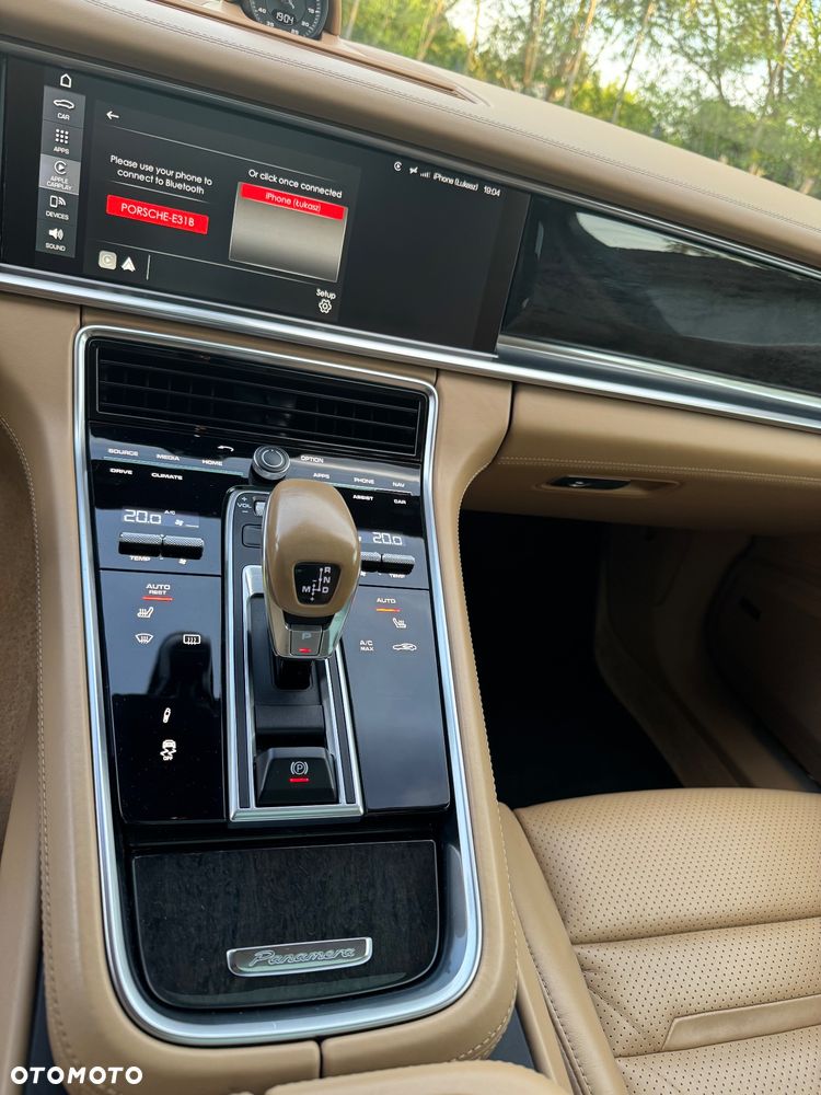 Porsche Panamera 4S - 19