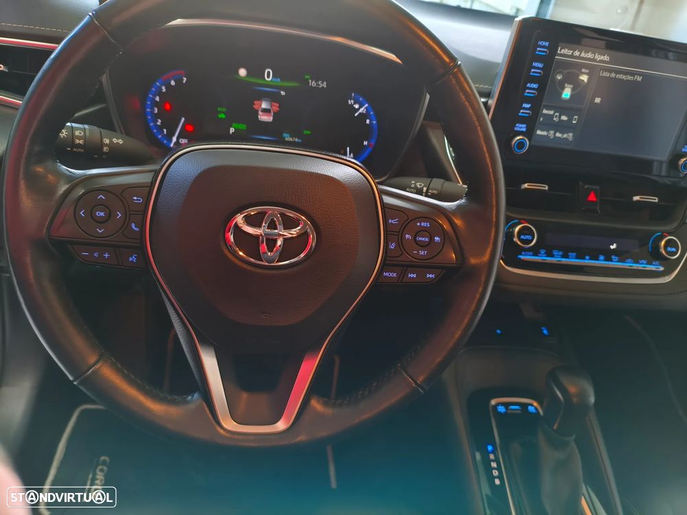 Toyota Corolla SD 1.8 Hybrid Luxury - 31
