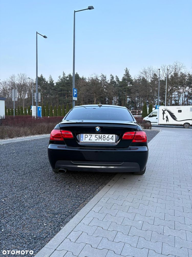 BMW Seria 3 320d M Sport Edition - 5