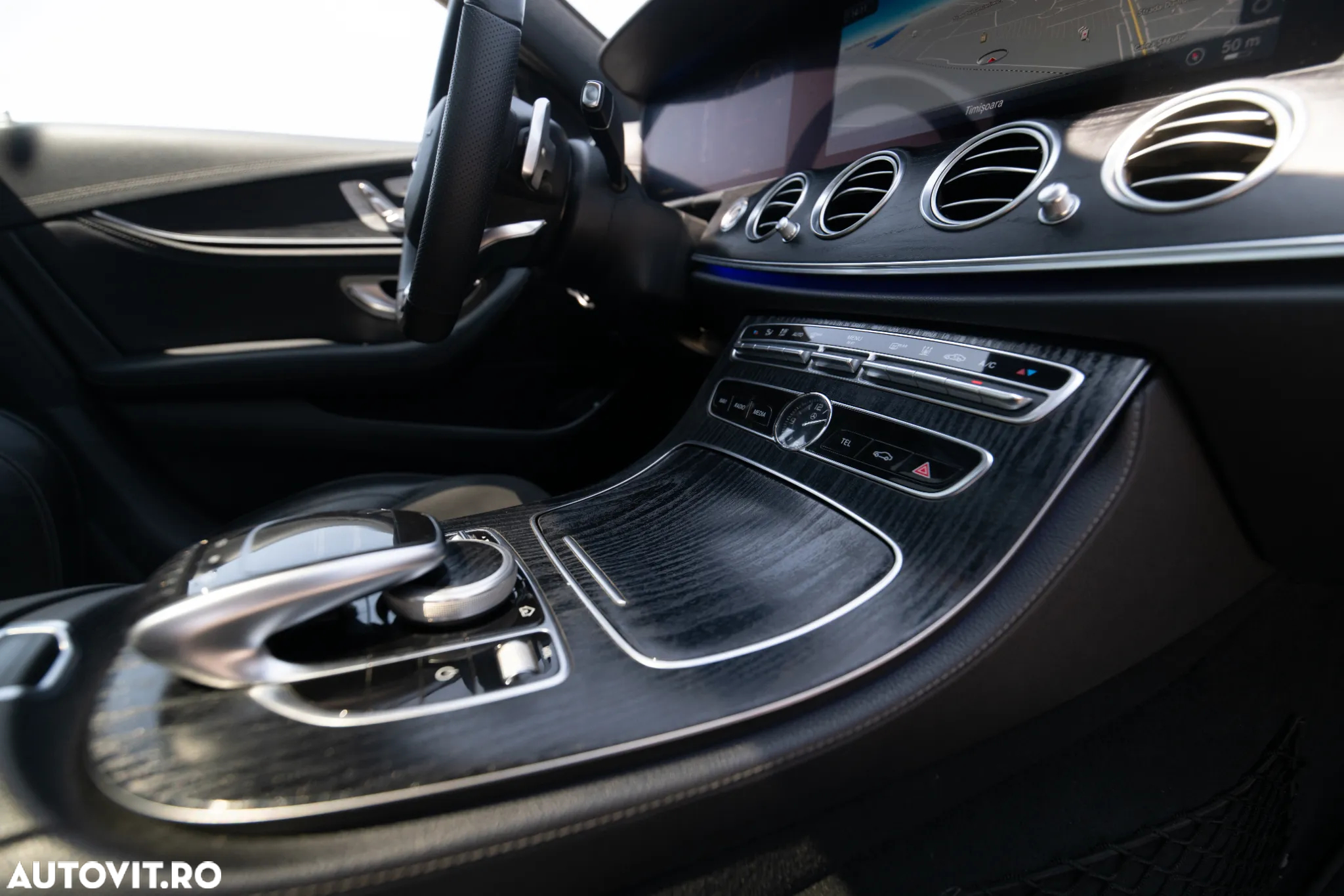 Mercedes-Benz E 220 d 9G-TRONIC AMG Line - 18