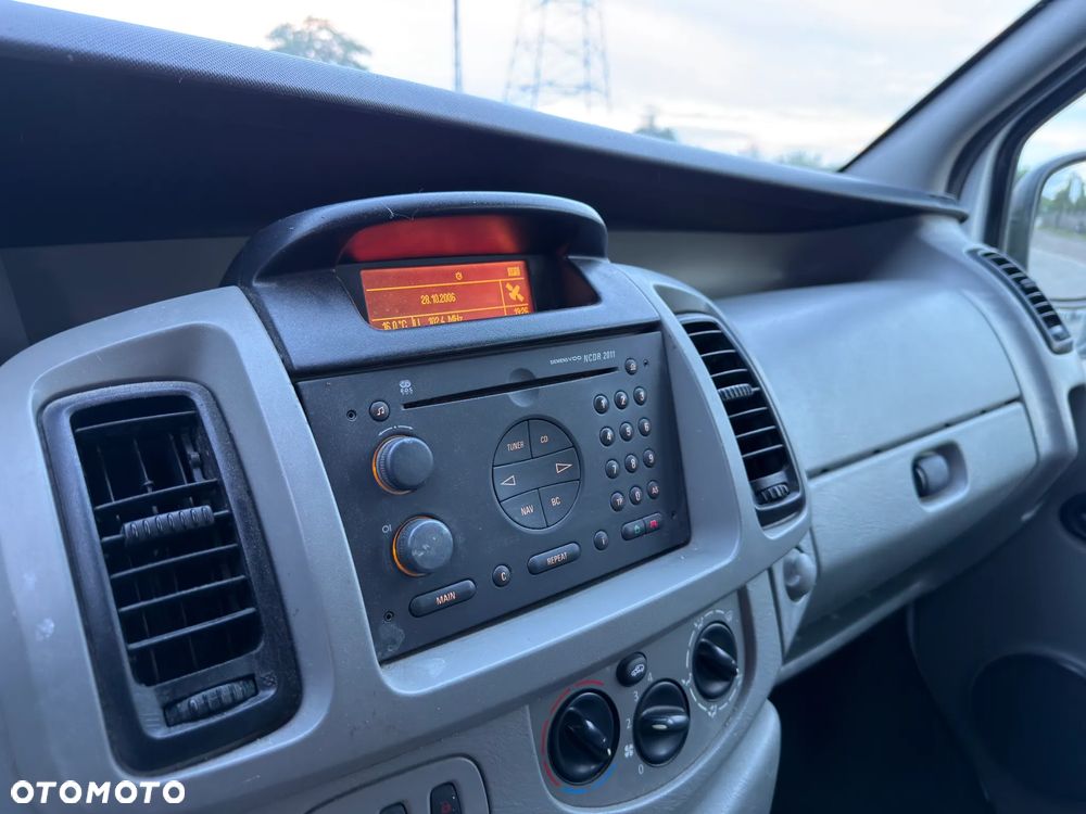 Renault Trafic 2.5 Diesel Brygadówka L2H1 Long Długi 6 Osobowy Gwarancja Kredyt - 12