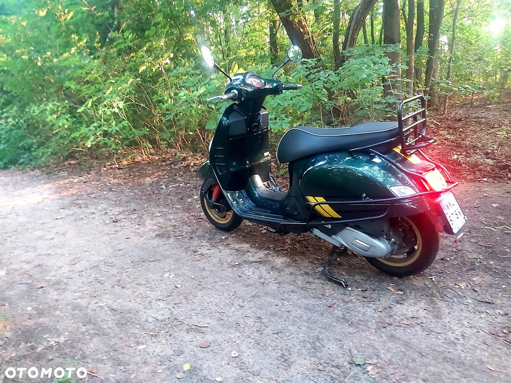 Piaggio Vespa - 17