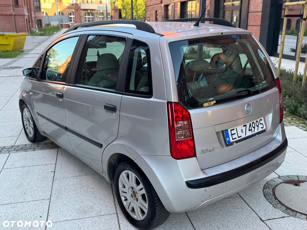 Fiat Idea 1.4 16V Dynamic - 4