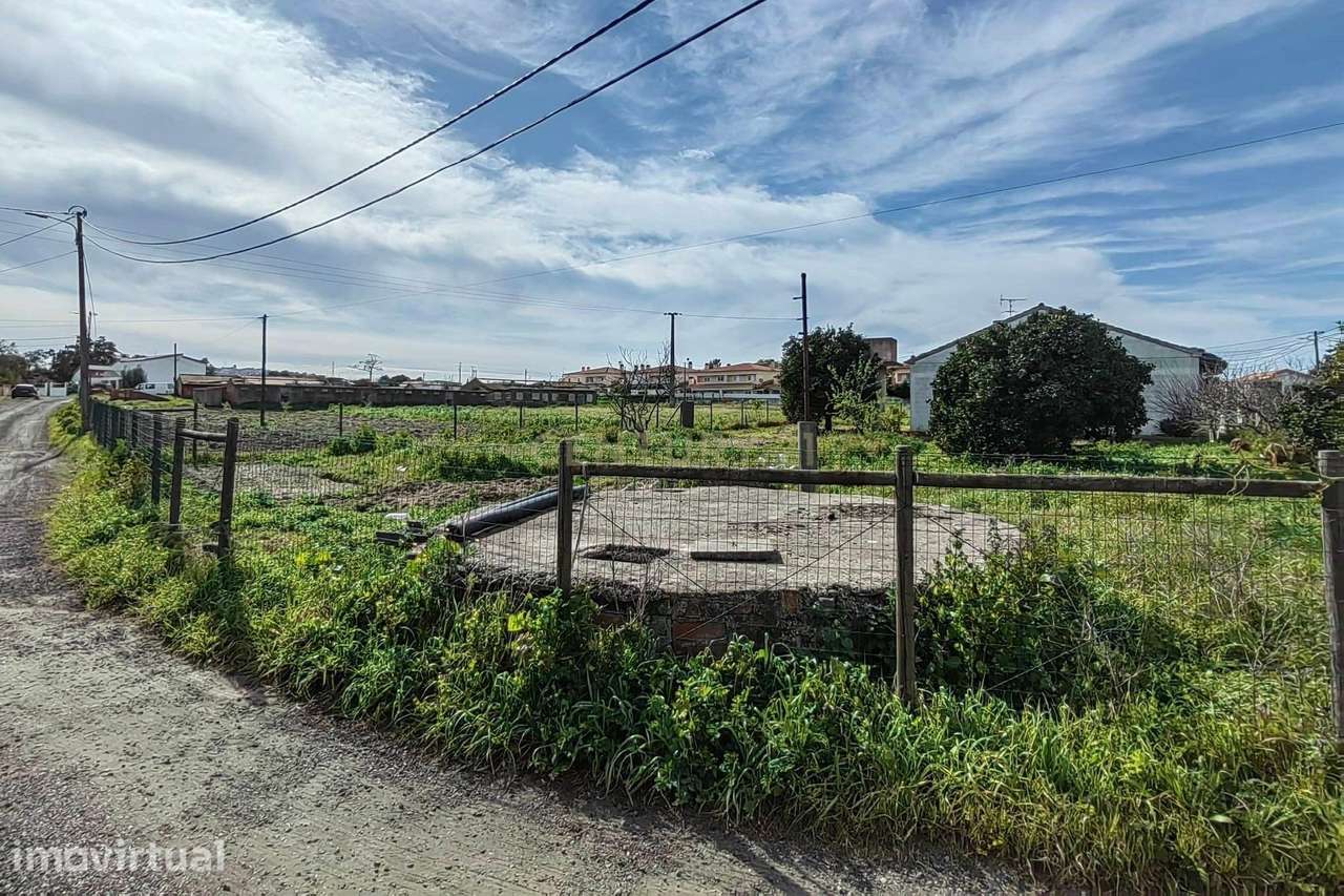 Terreno com Moradia na zona da Venda do Alcaide, Palmela, com PIP para - Grande imagem: 5/13