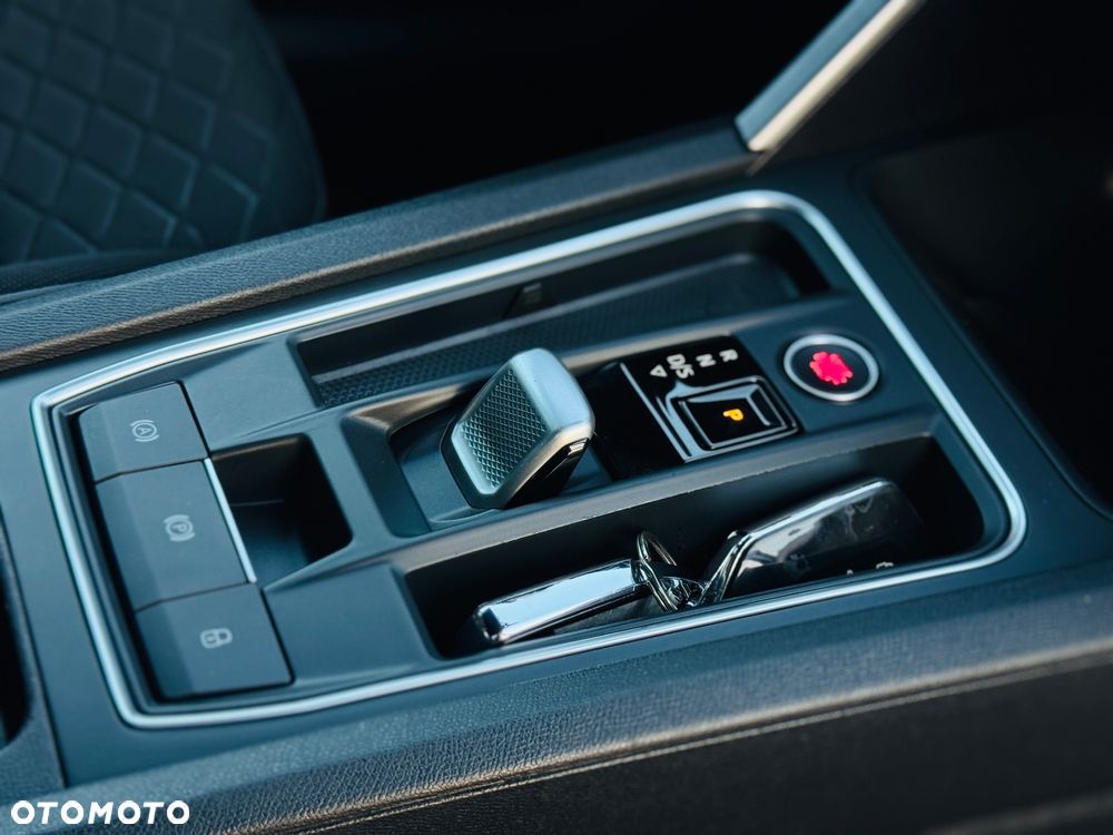 Seat Leon Sportstourer 2.0 TDI DSG FR Plus - 21