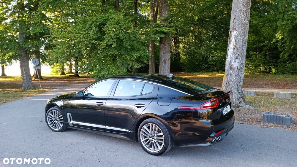 Kia Stinger 2.0 T-GDI GT Line - 3