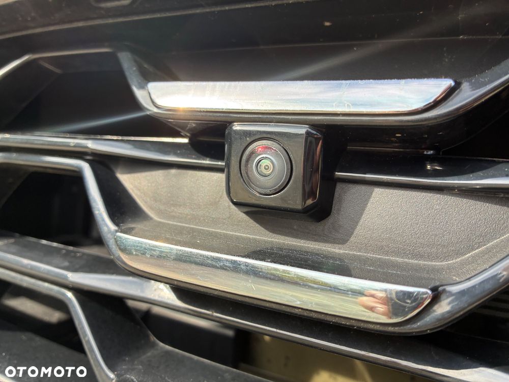 MG ZS Hybrid+ Luxury - 18