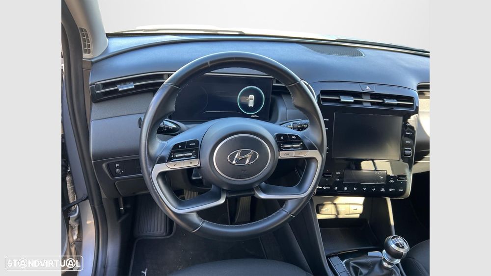 Hyundai Tucson 1.6 T-GDi Premium — fotografia 10