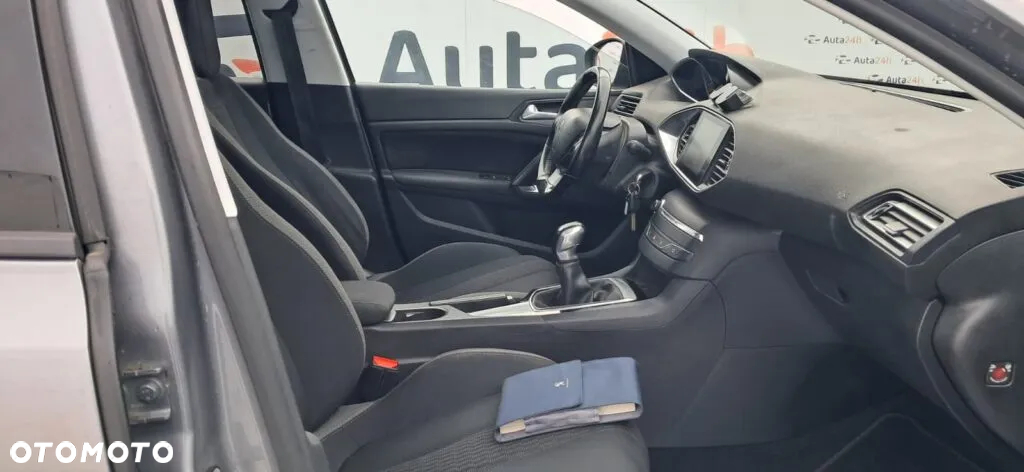 Peugeot 308 SW BlueHDi 100 Stop & Start Access - 14