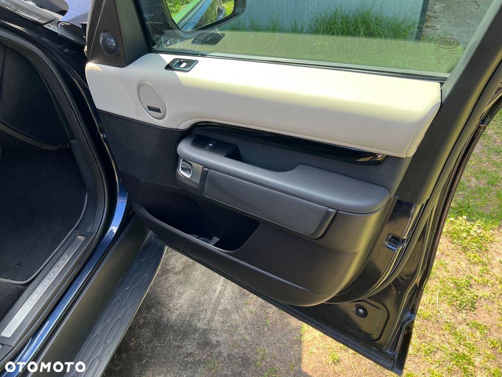 Land Rover Discovery 3.0 V6 Supercharged SE - 13