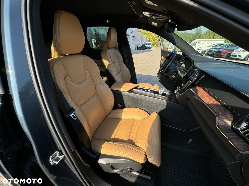 Volvo XC 60 T8 Plug-In Hybrid AWD Inscription - 21