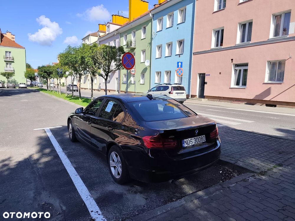 BMW Seria 3 320d - 2