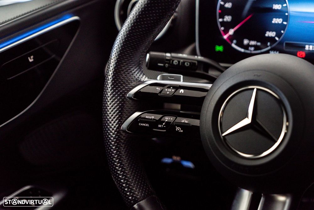 Mercedes-Benz C 300 d AMG Line - 16