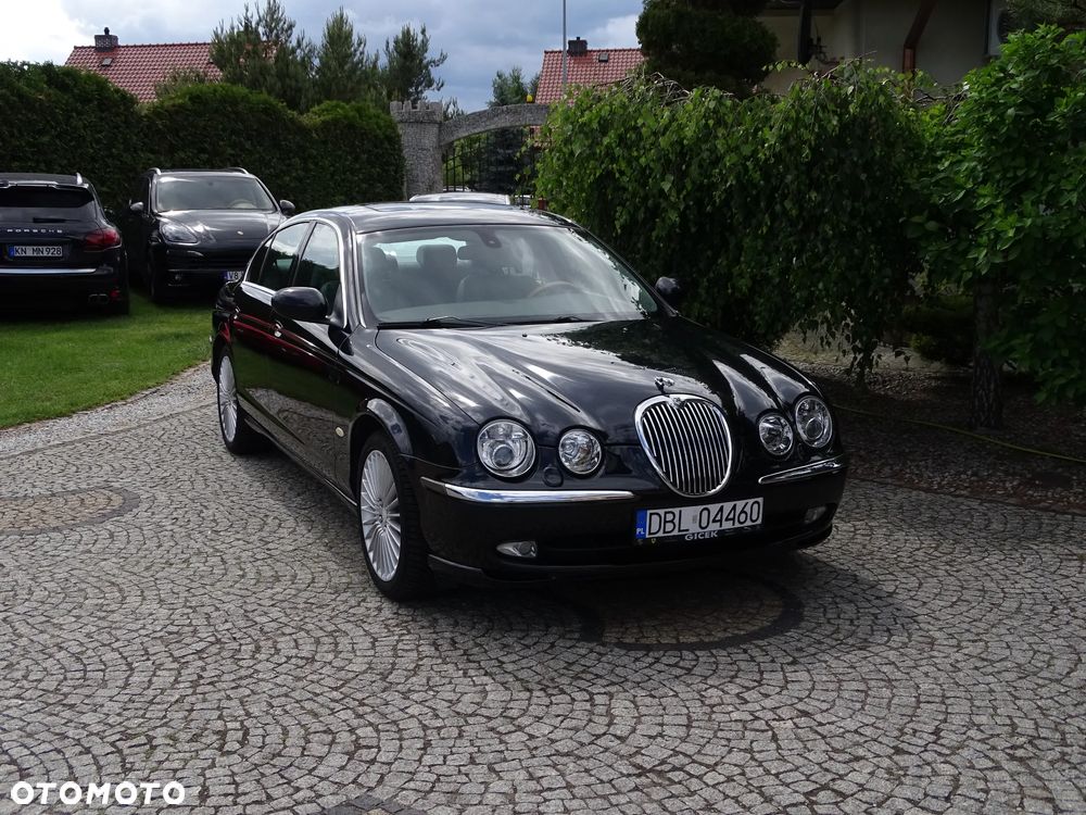Jaguar S-Type - 30