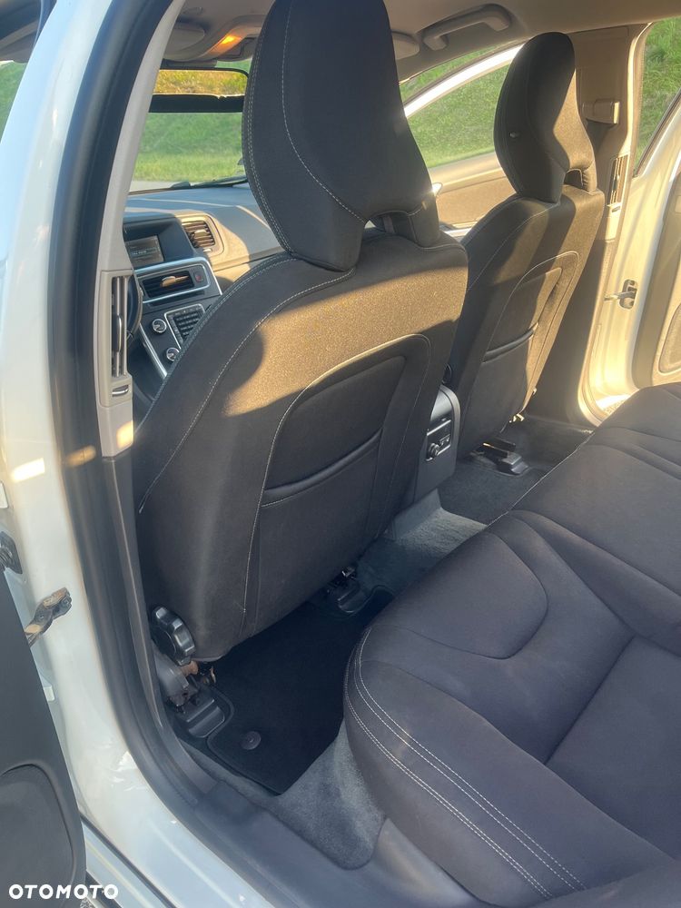 Volvo V60 - 17