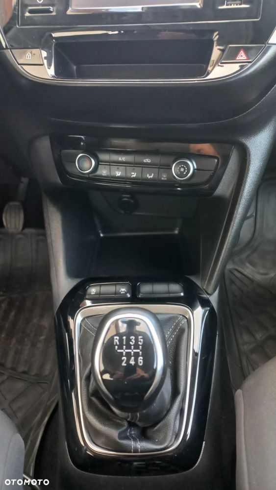 Opel Corsa 1.2 Direct Injection Turbo - 14