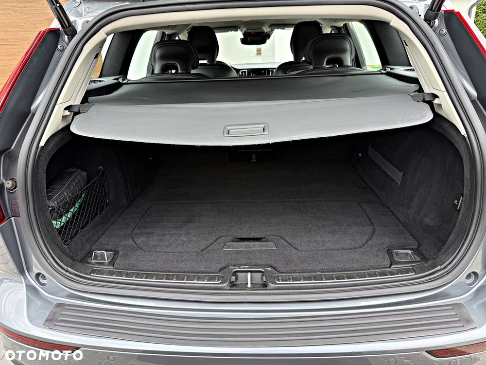Volvo V60 D4 Drive-E Dynamic Edition (Momentum) - 26