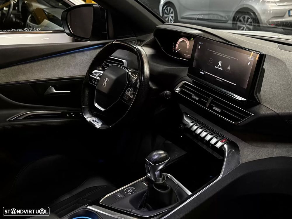 Peugeot 3008 1.5 BlueHDi GT Line J19 - 33