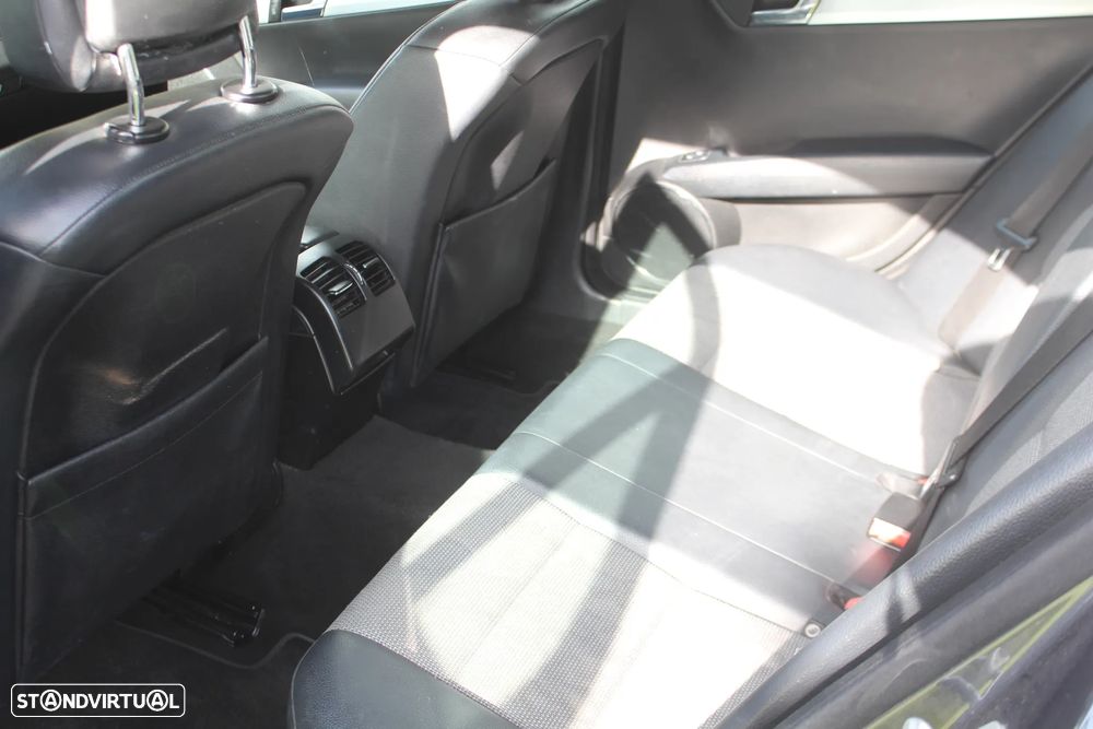 Mercedes-Benz C 220 CDi Avantgarde Aut. - 22