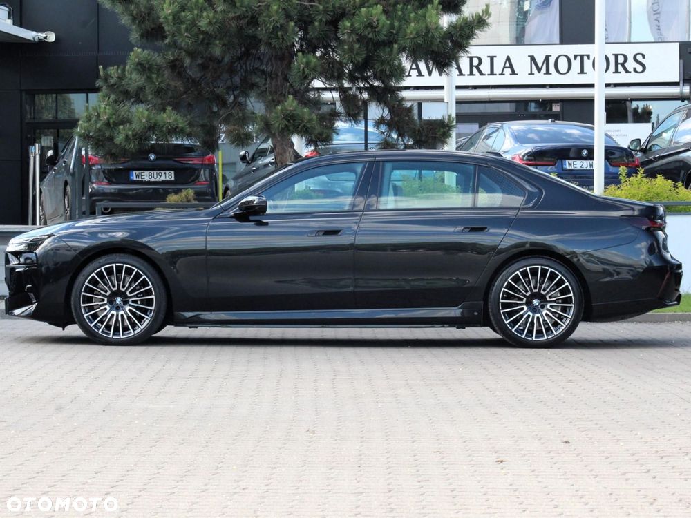 BMW i7 - 3
