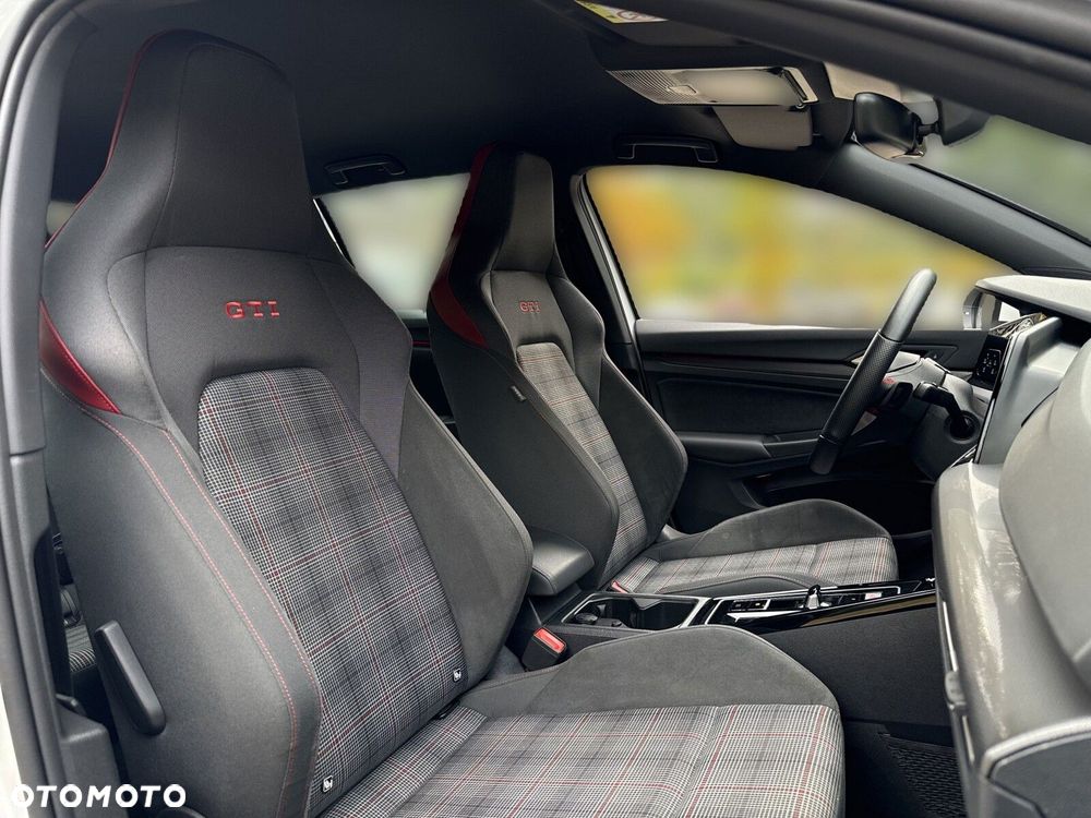 Volkswagen Golf 2.0 TSI GTI DSG - 16