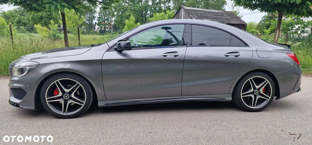 Mercedes-Benz CLA 200 AMG Line - 3